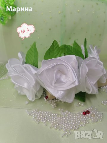 Диадема " 7 бели рози ", снимка 5 - Аксесоари за коса - 41589034