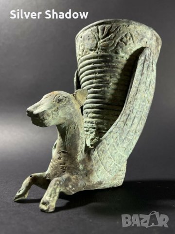 Ритон от бронз с ''Грифон'' - Реплика, снимка 4 - Антикварни и старинни предмети - 35813832