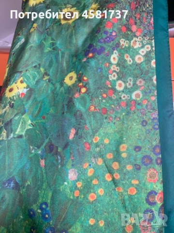 Копринен шал с репродукция на картина на Gustav Klimt, снимка 8 - Шалове - 51880109
