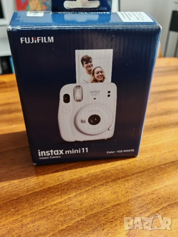 Фотоапарат за моментни снимки FUJIFILM INSTAX MINI 11