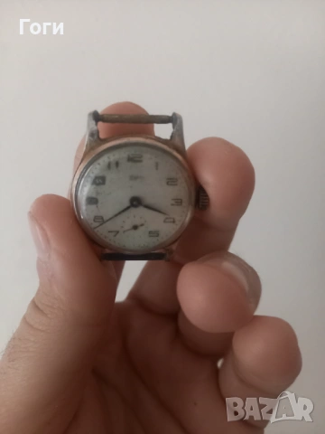 Часовник мъжки стар модел самонавиващ
