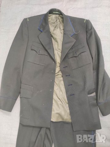 Продавам стара униформа , снимка 2 - Антикварни и старинни предмети - 40914271