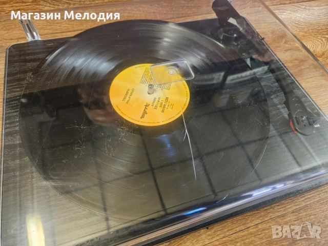 Грамофон Audizio RP330 с Bluetooth – Модерен дизайн и вграден усилвател, снимка 4 - Грамофони - 53778411