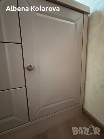 Продавам  скрин, снимка 3 - Спални и легла - 49871000