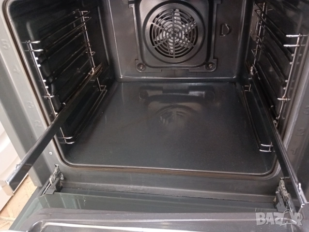 Иноксова свободно стояща печка с керамичен плот Gram с 2 години гаранция!, снимка 3 - Печки, фурни - 52428208