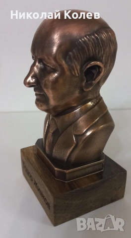 Бюстове на революционери-Ленин,Че Гевара,Атататюрк, снимка 10 - Други ценни предмети - 48150608