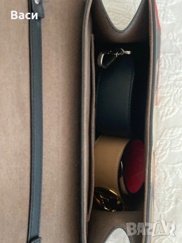 FENDI чанта естествена кожа , снимка 14 - Чанти - 51633500