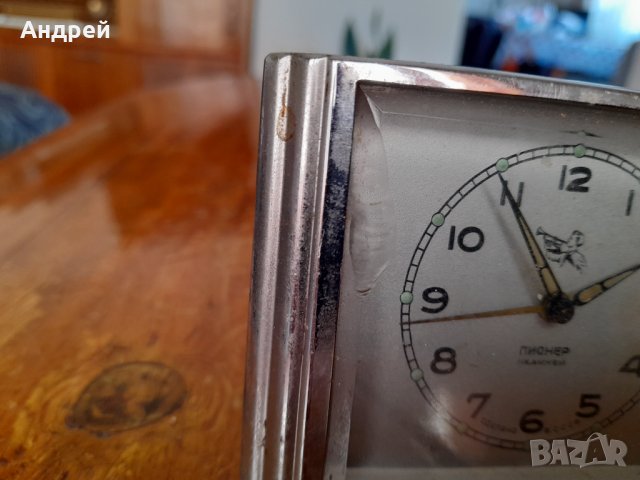 Стар часовник,будилник Пионер #2, снимка 3 - Други ценни предмети - 34135487
