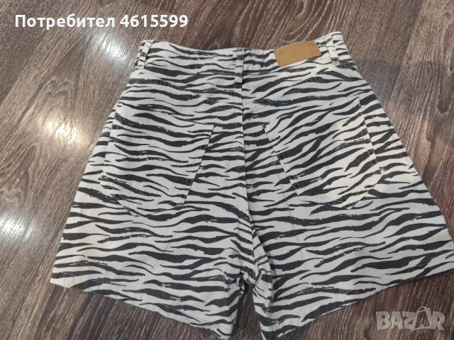 дънкови панталонки на Zara, снимка 4 - Къси панталони и бермуди - 53772921