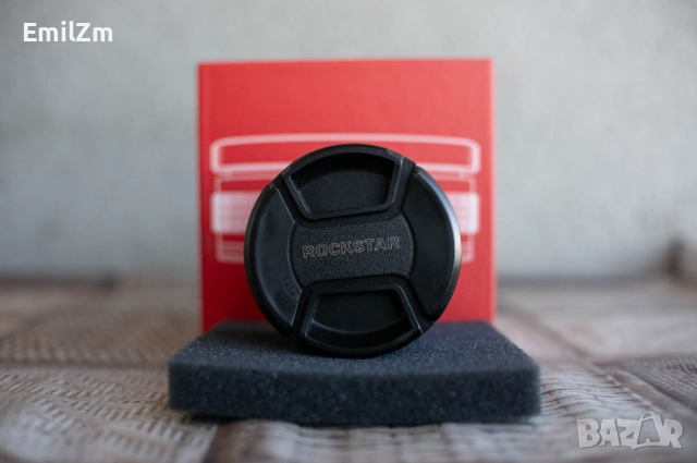 Ръчнфокусен обектив Rockstar 27 mm f/2.8 за Sony E-Mount, снимка 3 - Обективи и филтри - 52414351