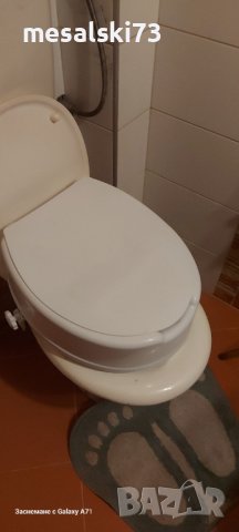 Надстроика за тоалетна