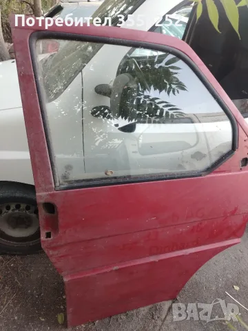 Предна дясна врата за Т4 , снимка 2 - Автомобили и джипове - 55724643