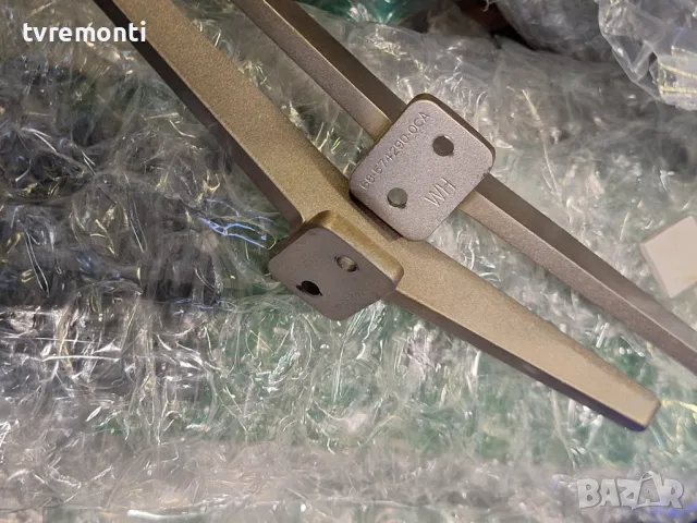 оригинална стойка КРАЧЕТА за телевизор Thomson модел 49UD6596