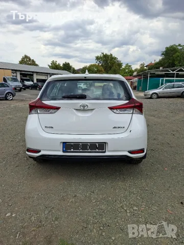 Toyota Auris 1.33 vvti, снимка 5 - Автомобили и джипове - 56412028
