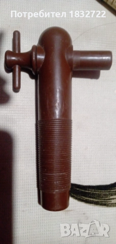 Продавам пластмасови канелки за големи и по-малки бурета с коносовидна резба, снимка 2 - Други стоки за дома - 51955815