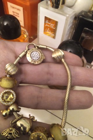 Pandora Сребърна позлатена гривна с 9 талисмана , снимка 9 - Гривни - 44277627