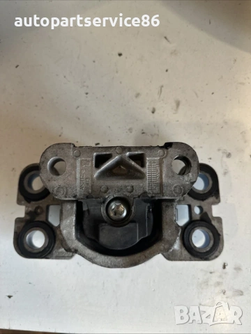 Тампон / монтажна скоба за Volvo XC60 2.0D (2011) 8G9N-7M121-BA, снимка 2 - Части - 53742195