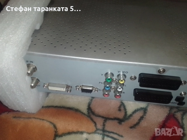 сателитен приемник , снимка 3 - Приемници и антени - 51388912