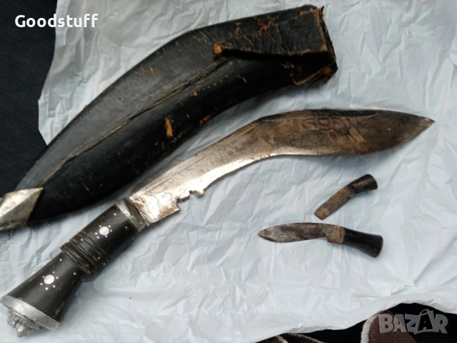 Стар нож,голям военен,боен Кукри,Непал,кост,кания,2 малки