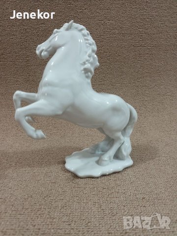 Порцеланова фигура., снимка 4 - Статуетки - 40343703