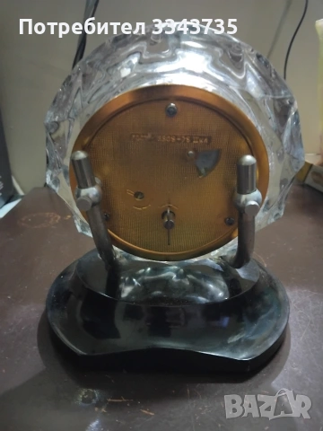 Ретро механичен настолен часовник"Маяк", снимка 4 - Антикварни и старинни предмети - 53525687