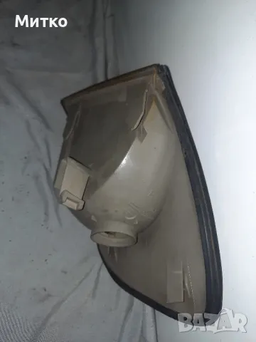 Преден бял десен мигач за АУДИ 100 Ц4 AUDU 100 C4, снимка 6 - Части - 48417475