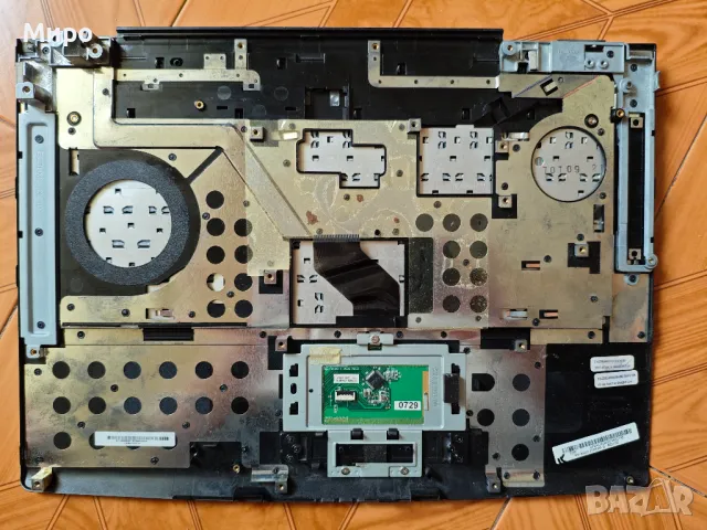 Лаптоп Gigabyte W552U, Compal HEL80, EL80, EL81 на части, снимка 6 - Части за лаптопи - 49753998