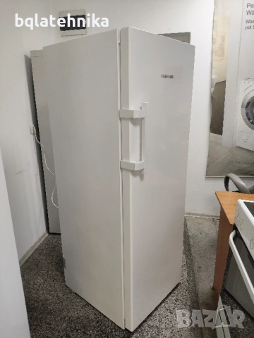 LIEBHERR GNP 3755чисто нов фризер 