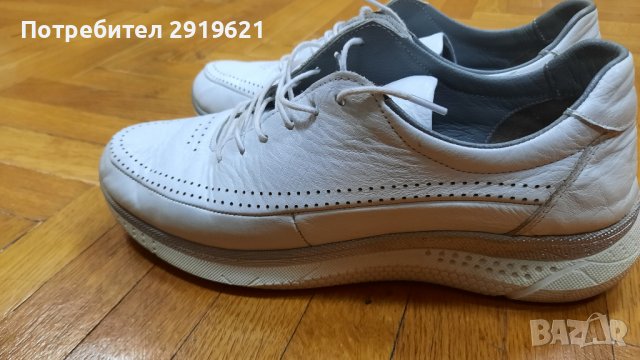 Продавам бели спортни кожени обувки, снимка 3 - Дамски ежедневни обувки - 38797295