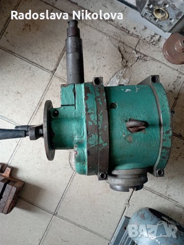 Делителен апарат за фреза 