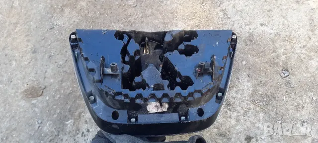 Емблема предна броня Peugeot 207 , снимка 2 - Части - 48407517