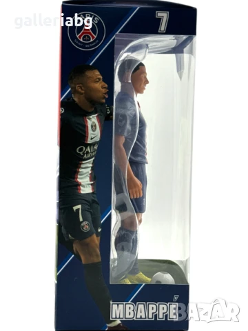 Фигурка на футболиста Kylian Mbappe – PSG | Колекционерска играчка Мбапе Пари Сен Жермен, снимка 2 - Фигурки - 51261589