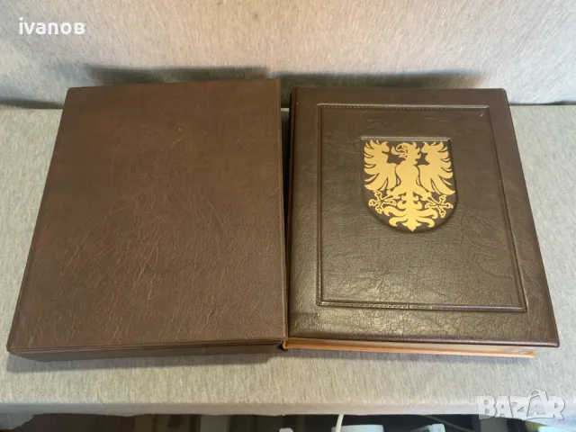 луксозен класьор, Първи ден колекция ,