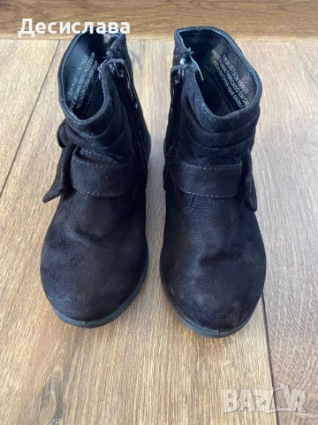 Hm 24 номер, снимка 3 - Детски боти и ботуши - 51497637