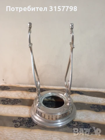 Метална поставка