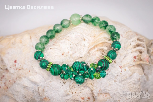 Гривна от полускъпжценни камъни, снимка 12 - Гривни - 53723547