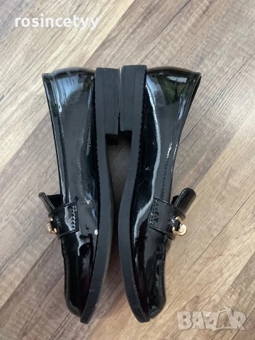 Лачени пантофки, снимка 3 - Дамски ежедневни обувки - 50691887