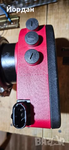 Циркулационна помпа Grundfos Magna 1 25-100 180mm, снимка 3 - Водни помпи - 56340811