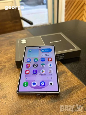 Телефон Samsung Galaxy Z Fold 8 1TB , снимка 2 - Samsung - 56103800
