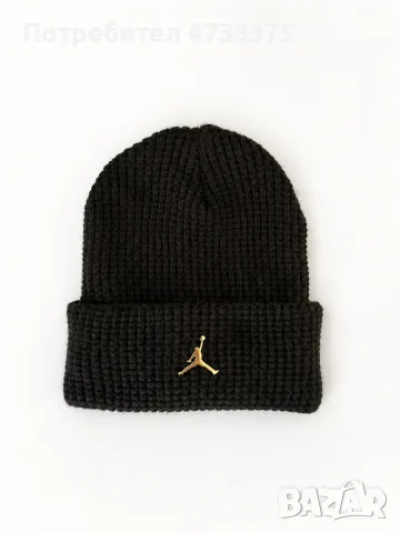 Шапка на Jordan