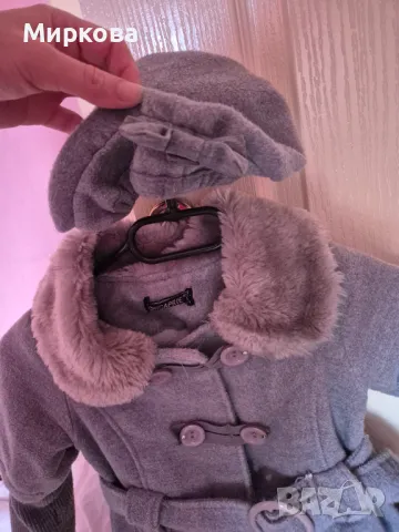 Палто за малки принцеси, размер 5-6 години, снимка 2 - Детски якета и елеци - 49789731