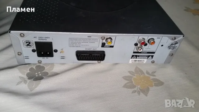 DVD Mustek V520, снимка 5 - Плейъри, домашно кино, прожектори - 49156141