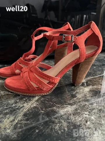 Сандали естествен велур ESPRIT , снимка 3 - Сандали - 48639130