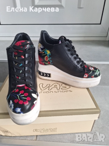 Дамски обувки на платформа, снимка 2 - Дамски ежедневни обувки - 52545339