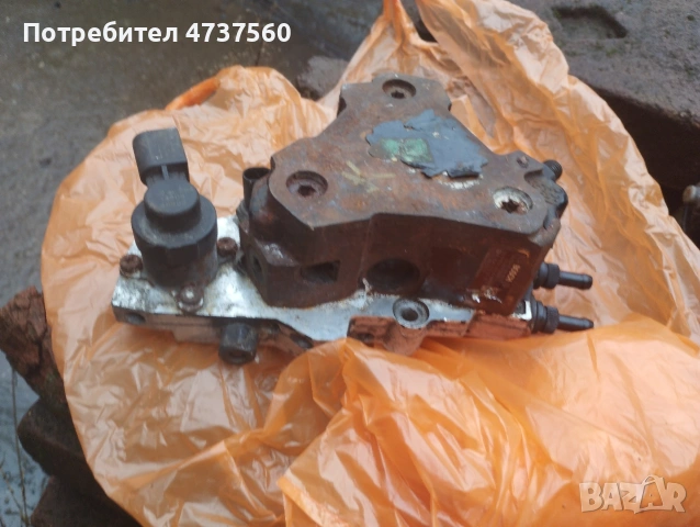 Горивна помпа за Мерцедес W203 купе, снимка 2 - Части - 53483047