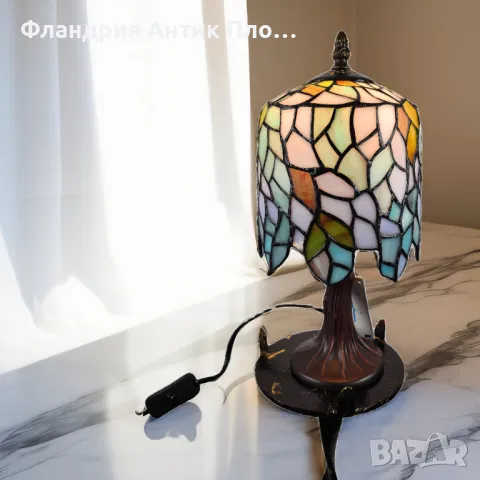 Настолна лампа "Wisteria"