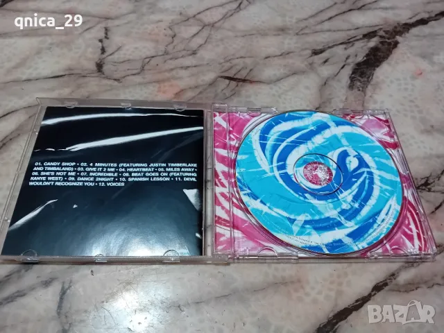 Madonna - Hard Candy, снимка 2 - CD дискове - 48981079