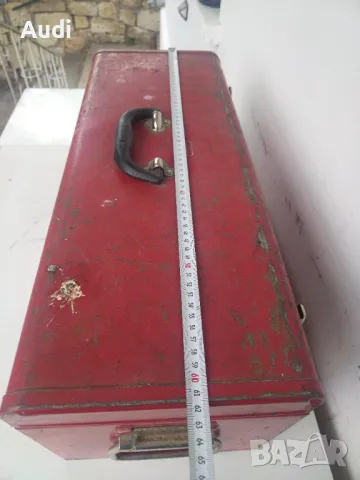 Метален сандък за инструменти с три чекмеджета на релси и капак. Внос от Германия! Габаритни размери, снимка 5 - Куфари с инструменти - 50296252