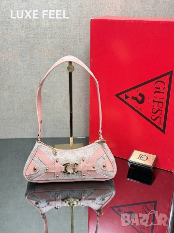 GUESS ⚜️Дамски Чанти , снимка 8 - Чанти - 53622861