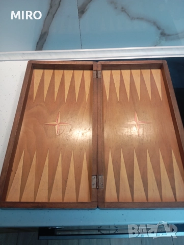 Стар Шах с бакелитови  фигури, снимка 9 - Шах и табла - 52631728